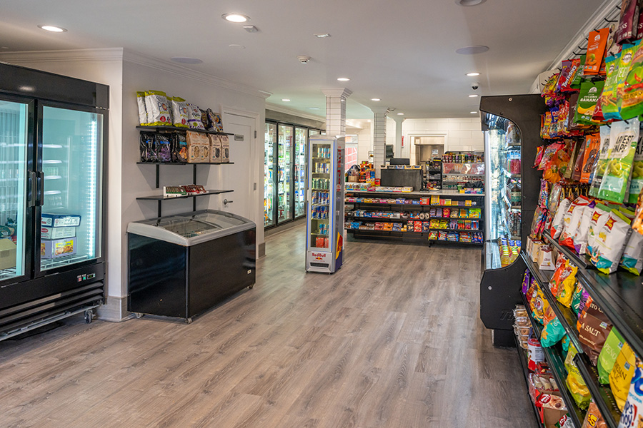 Interior of FOODSMART in Yonkers Fuelco.com station.